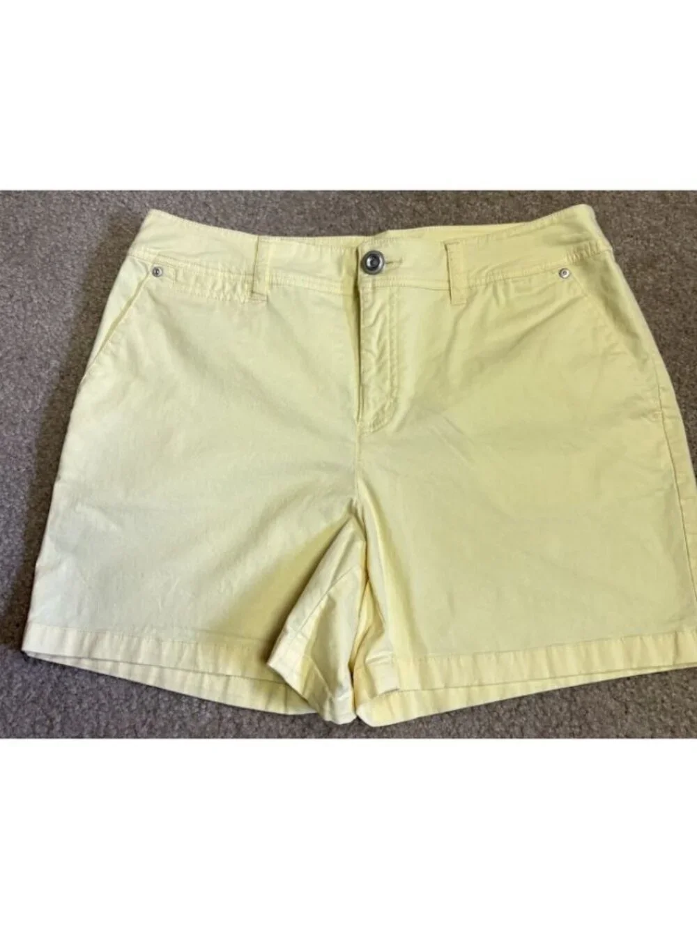 Tribal Women’s Bermuda Shorts Size 8 Yellow Cotton Blend Chino Flat Front - Picture 1 of 4